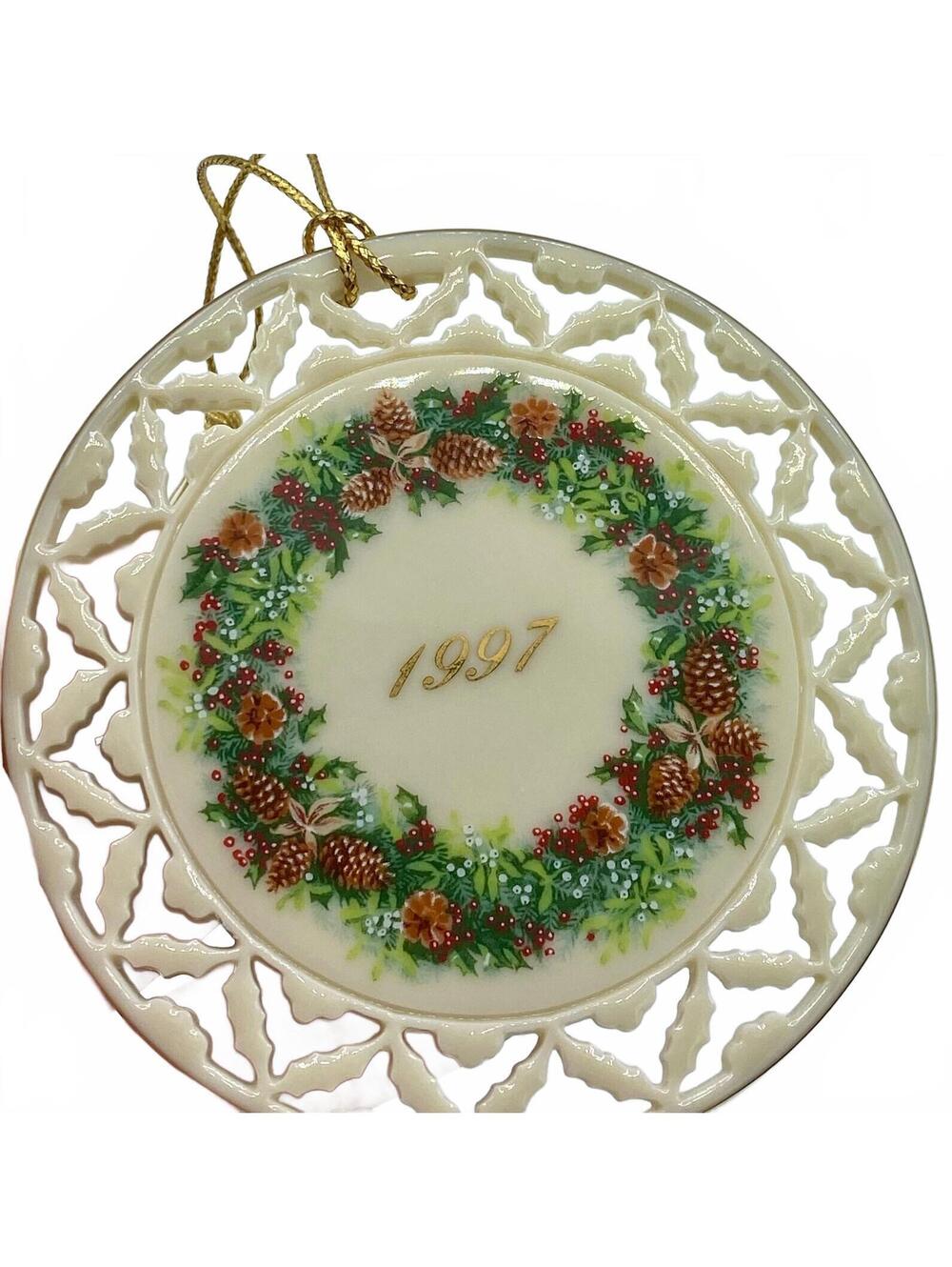 Vtg 1997 Lenox China Virginia First Colony Wreath Ornament in Box